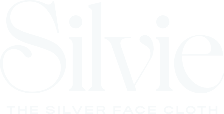 Silvie – The Silver Face Cloth